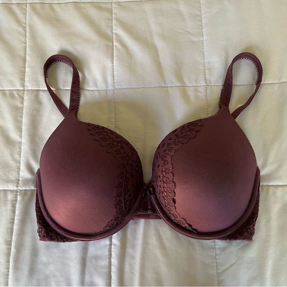 Victoria Secret burgundy lace bra with crisscross option, slightly padding